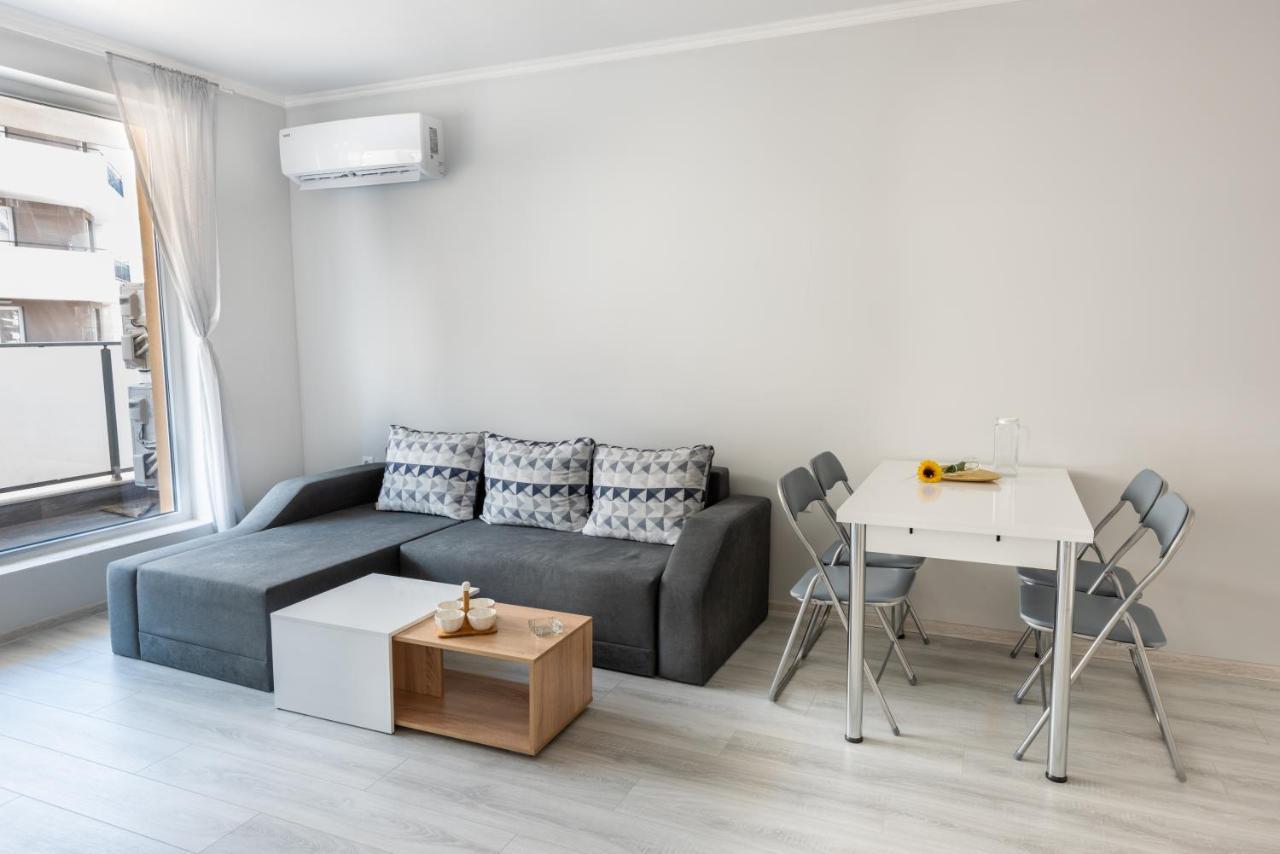 Lovely 1Bed Apartment For 4 Guests & Free Parking Plovdiv Buitenkant foto